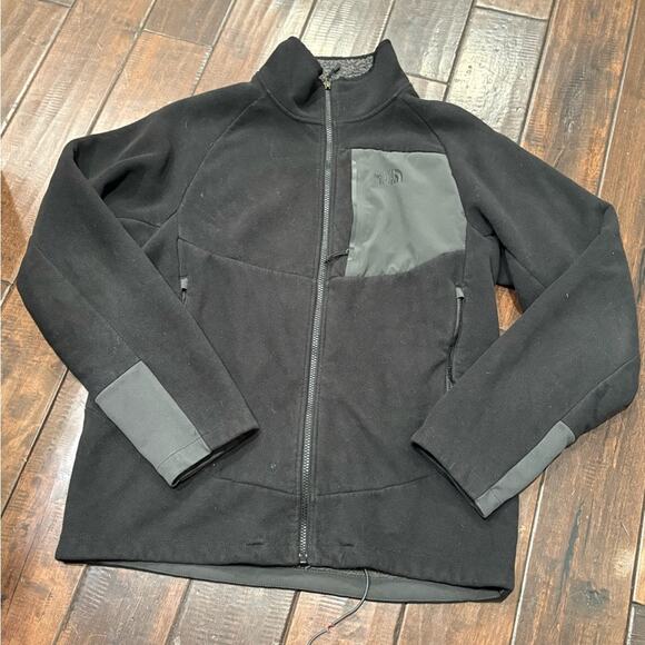 The North Face Black and Gray Men's Performance Jacket | M - Picture 3 of 11